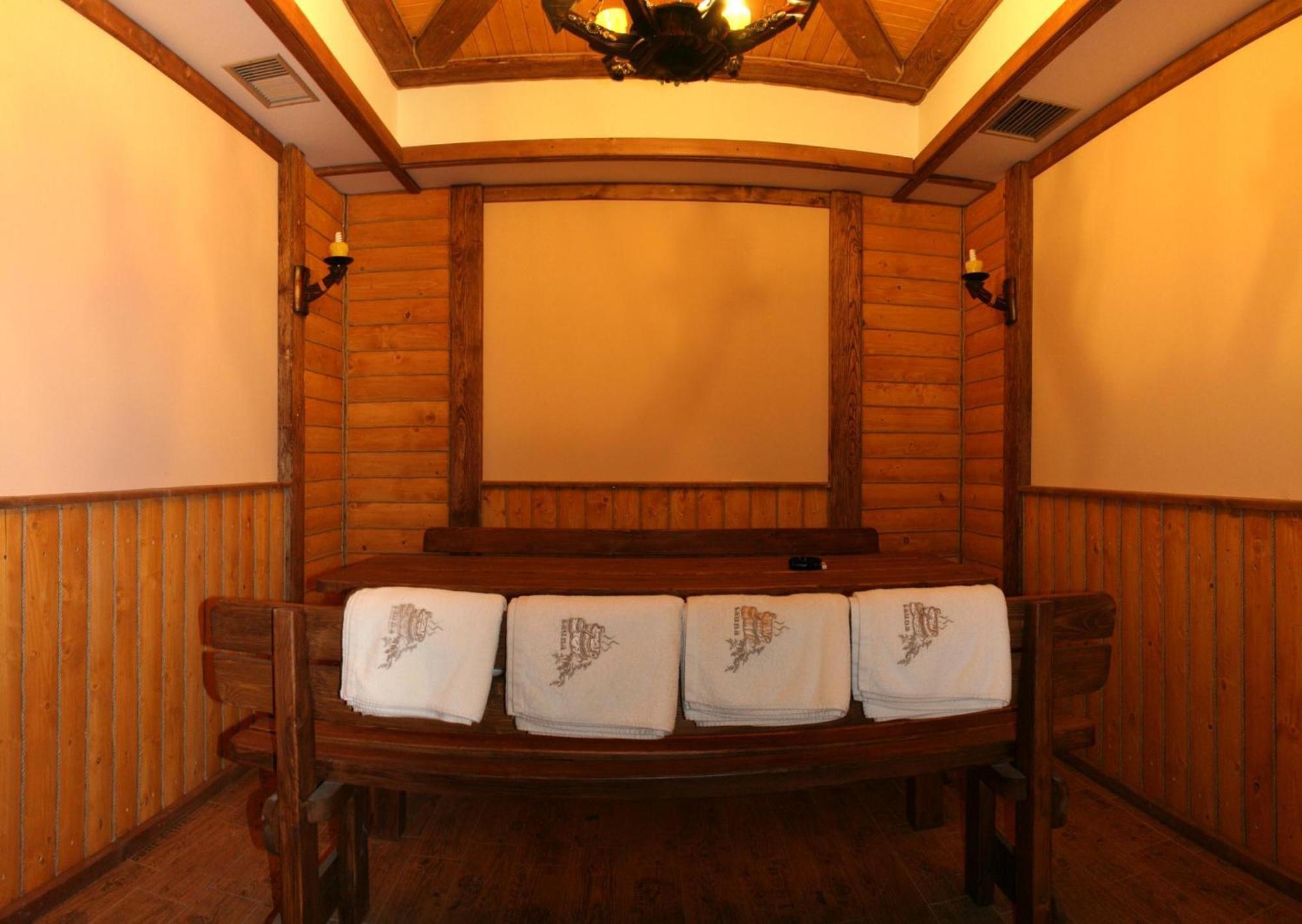 Complex Vivcharyk Hotel Сколе Екстериор снимка