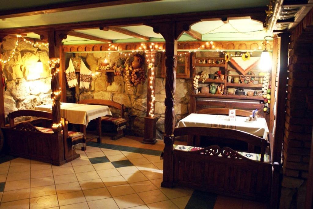 Complex Vivcharyk Hotel Сколе Екстериор снимка