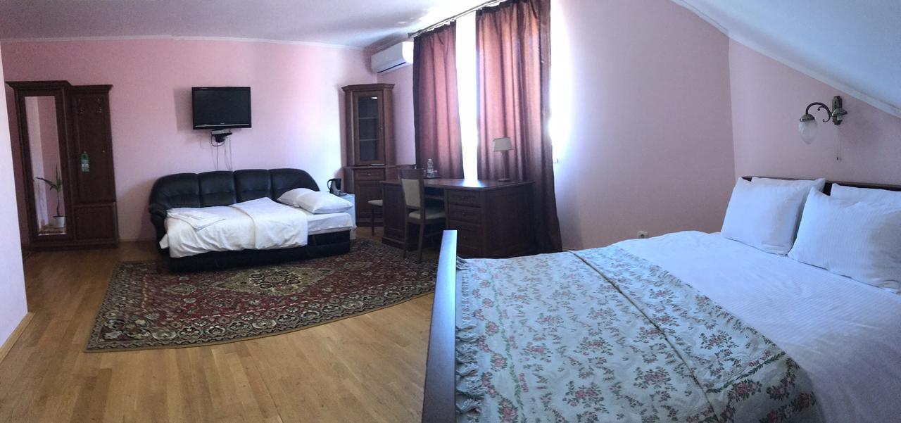 Complex Vivcharyk Hotel Сколе Екстериор снимка