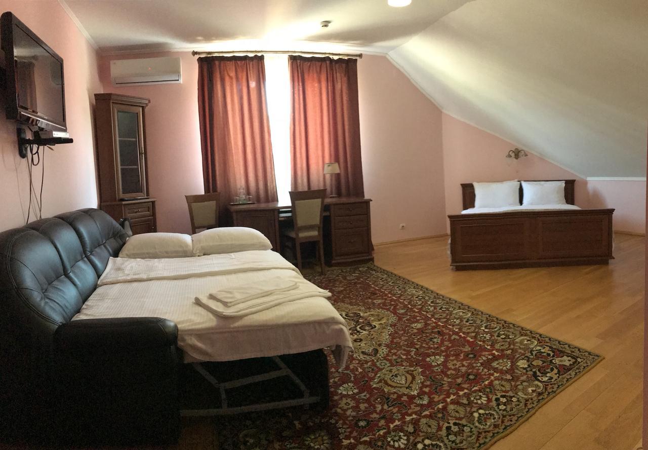 Complex Vivcharyk Hotel Сколе Екстериор снимка